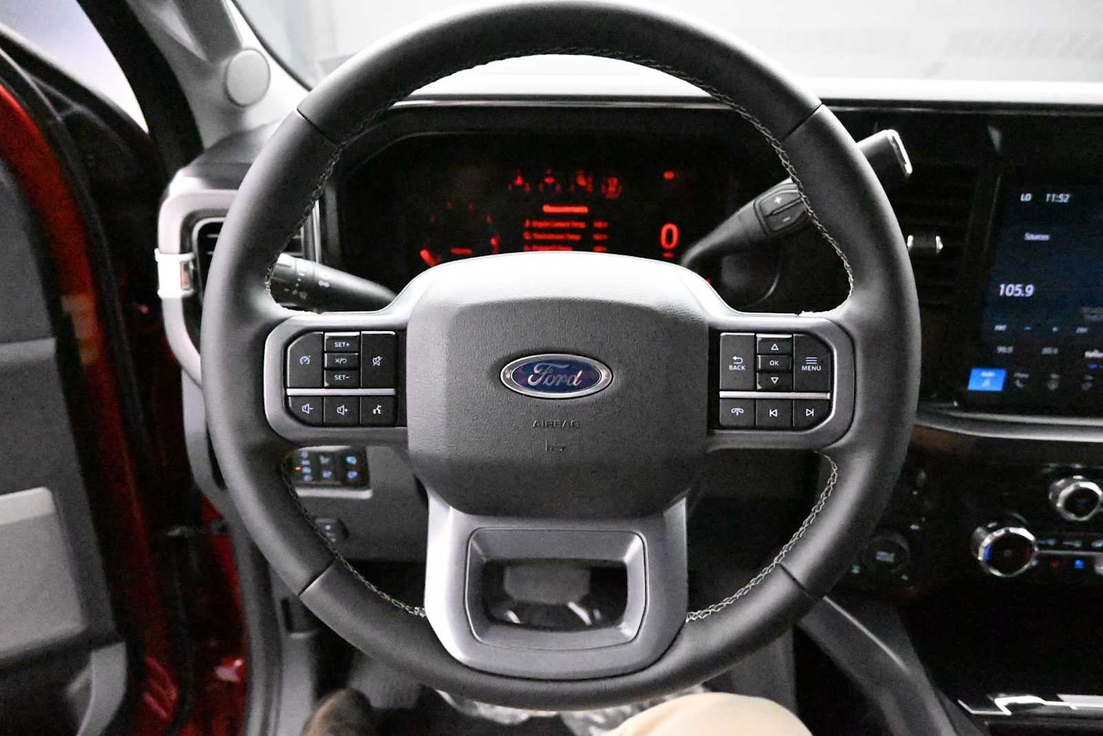 2026 Ford Super Duty F-350 SRW LARIAT