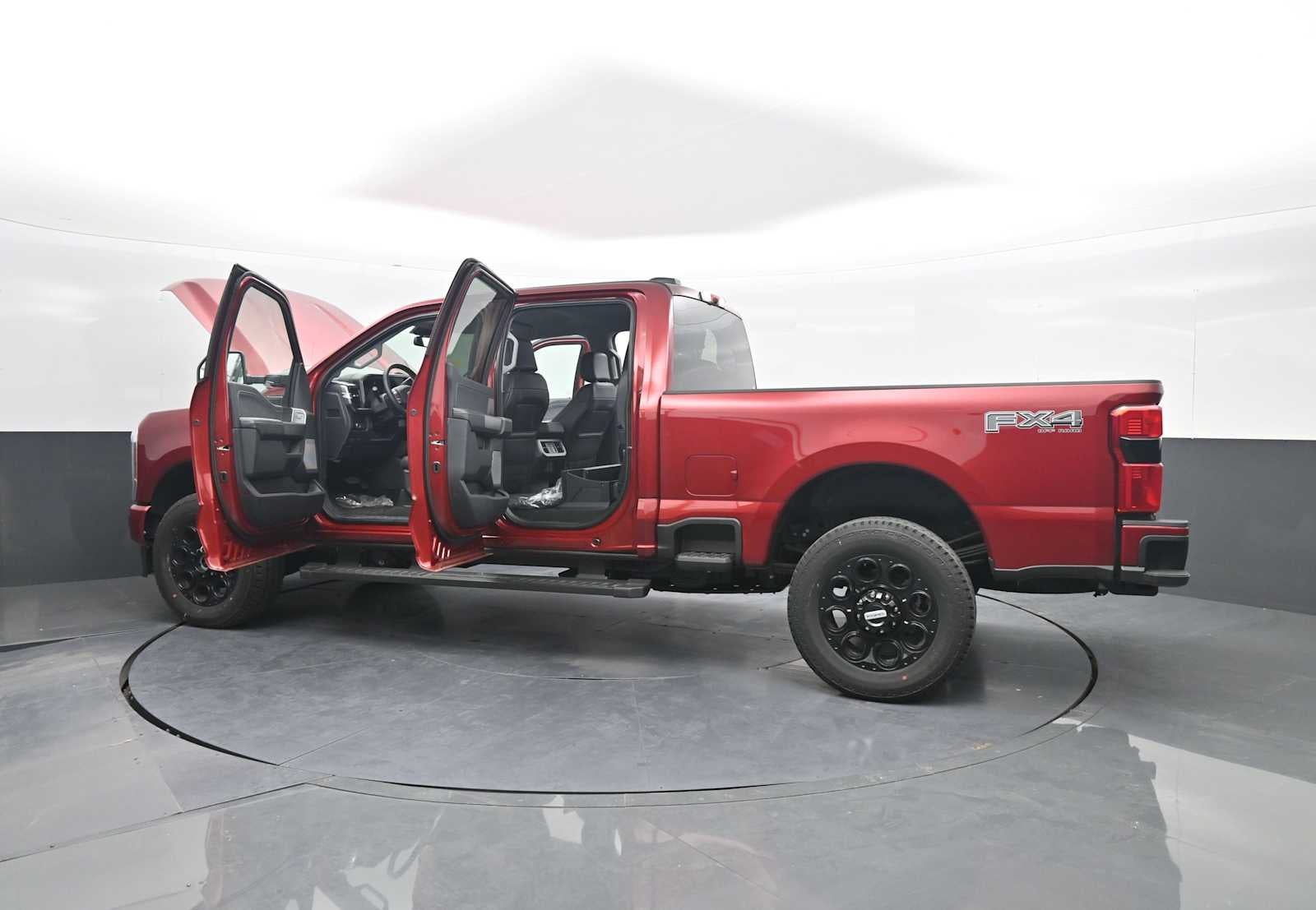 2026 Ford Super Duty F-350 SRW LARIAT