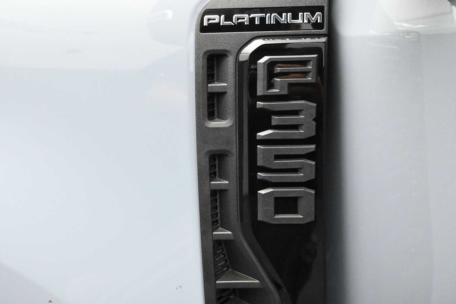 2026 Ford Super Duty F-350 SRW Platinum