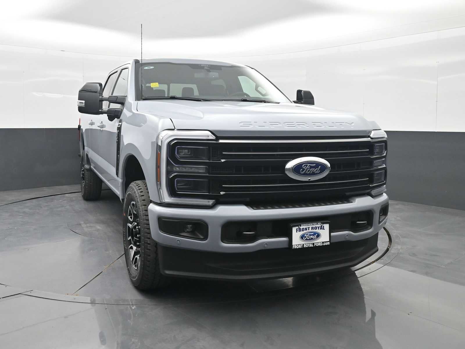 2026 Ford Super Duty F-350 SRW Platinum