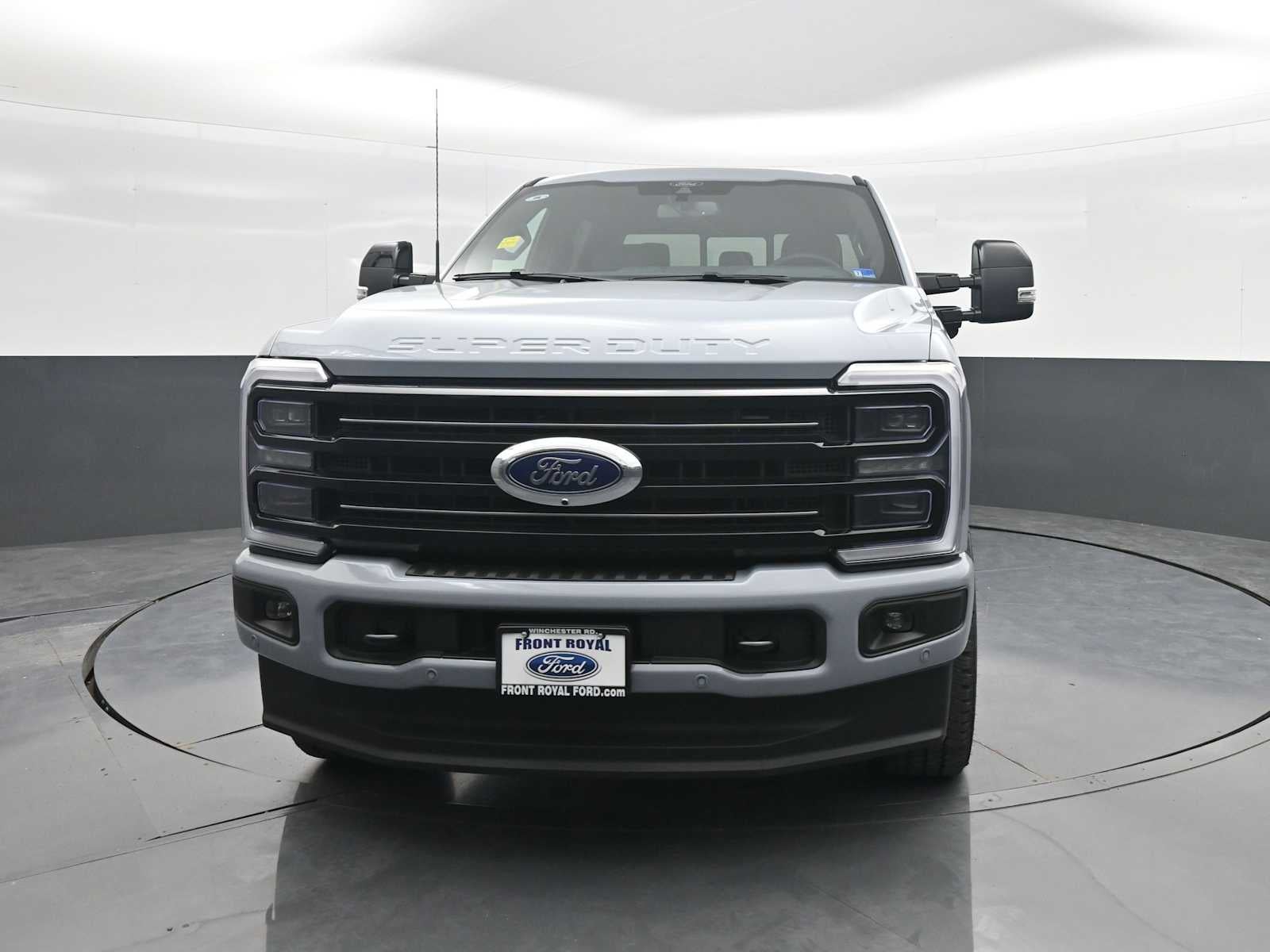 2026 Ford Super Duty F-350 SRW Platinum