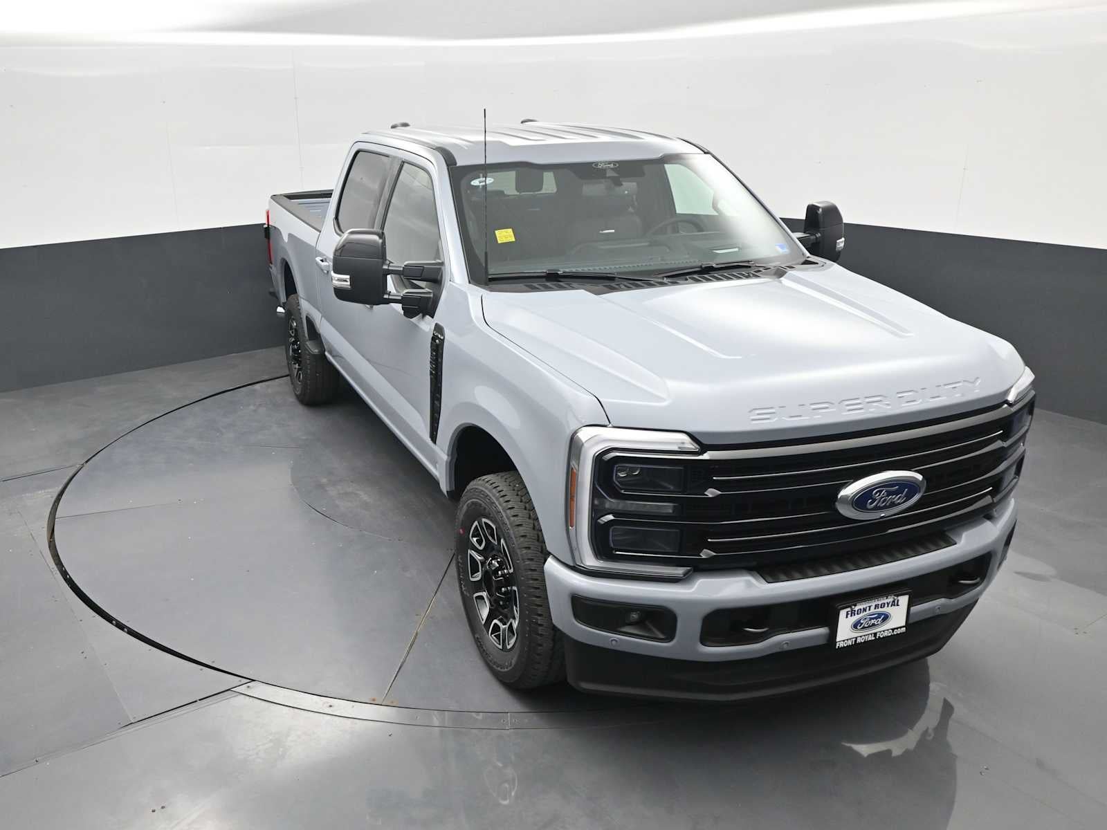 2026 Ford Super Duty F-350 SRW Platinum