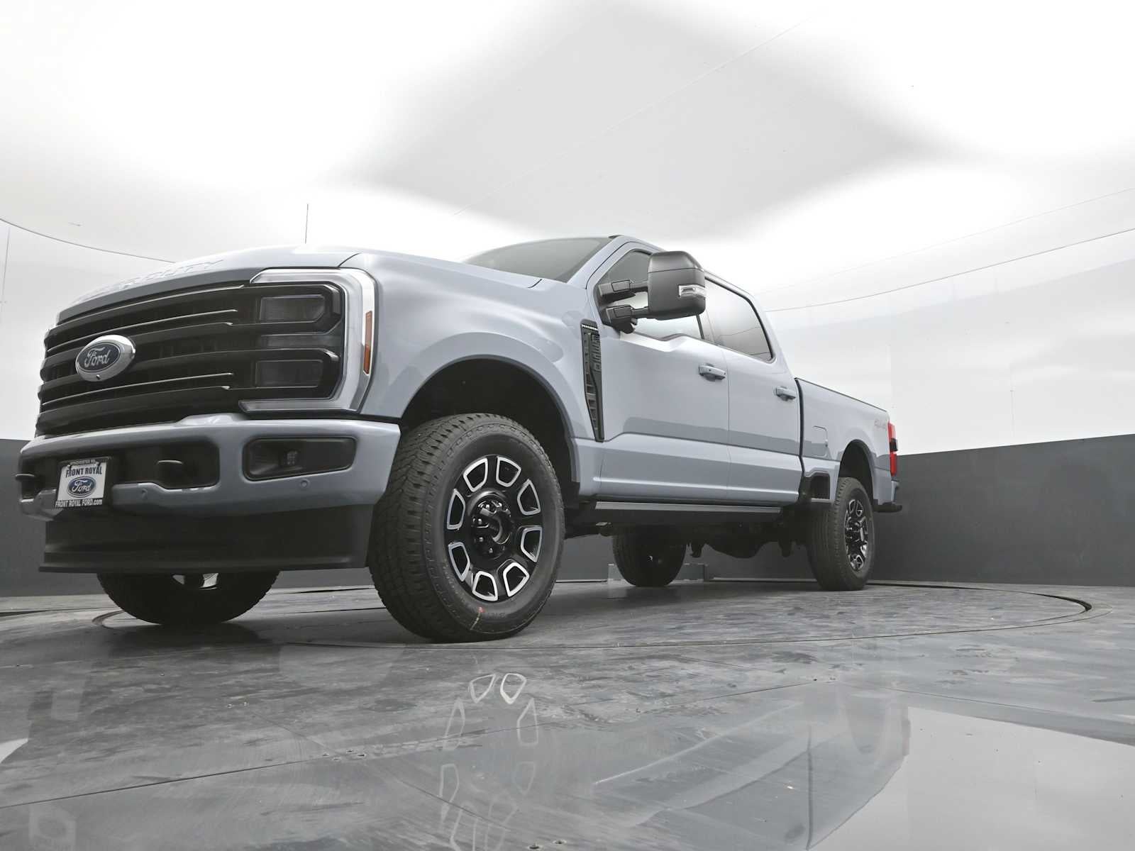 2026 Ford Super Duty F-350 SRW Platinum