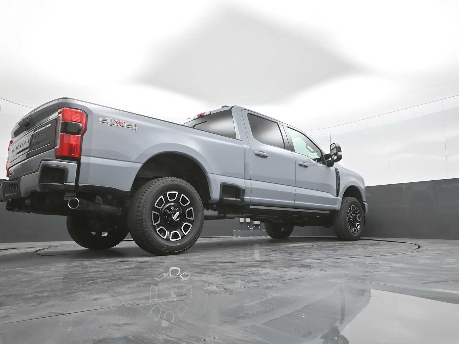 2026 Ford Super Duty F-350 SRW Platinum