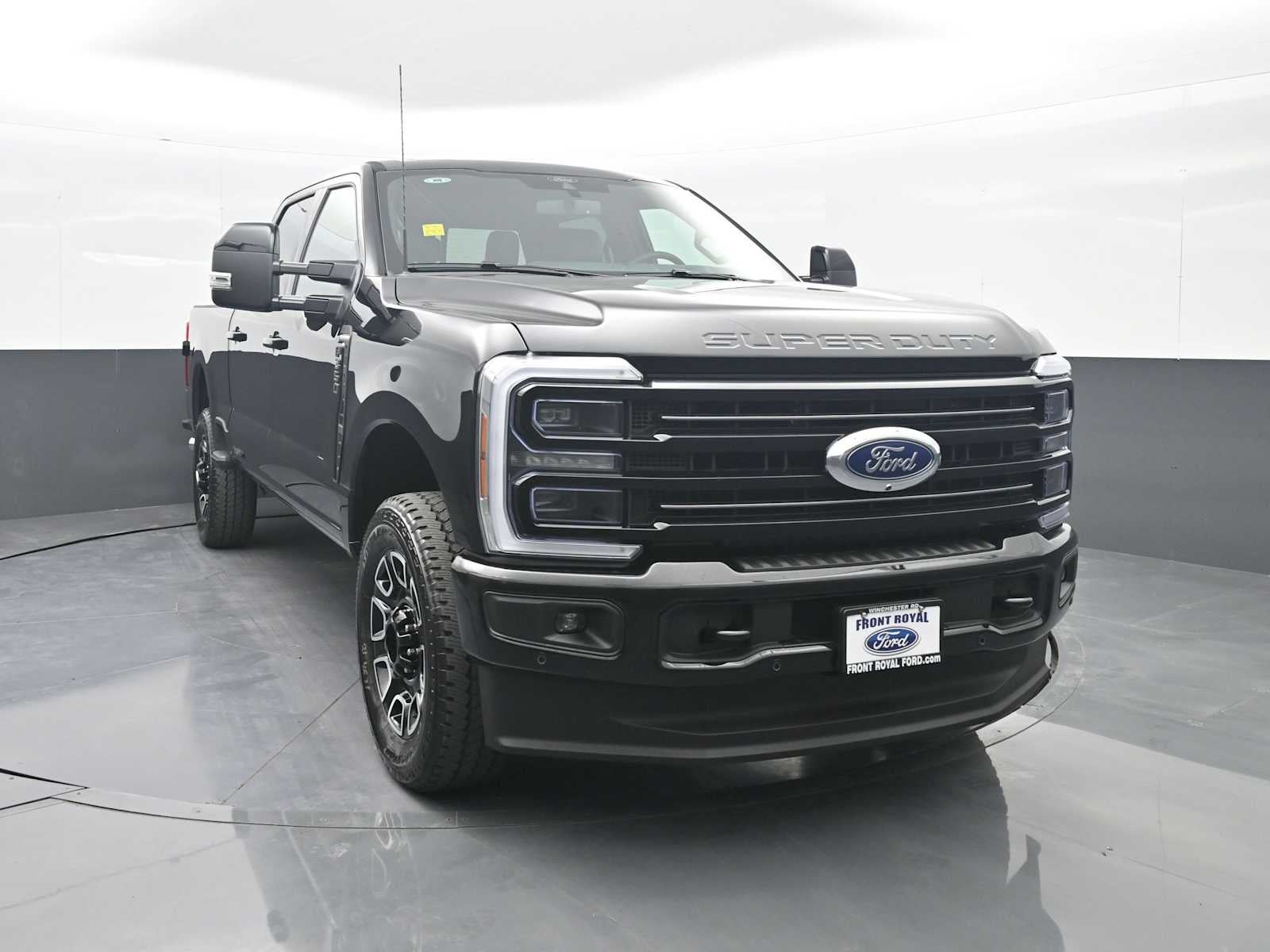 2026 Ford Super Duty F-350 SRW Platinum