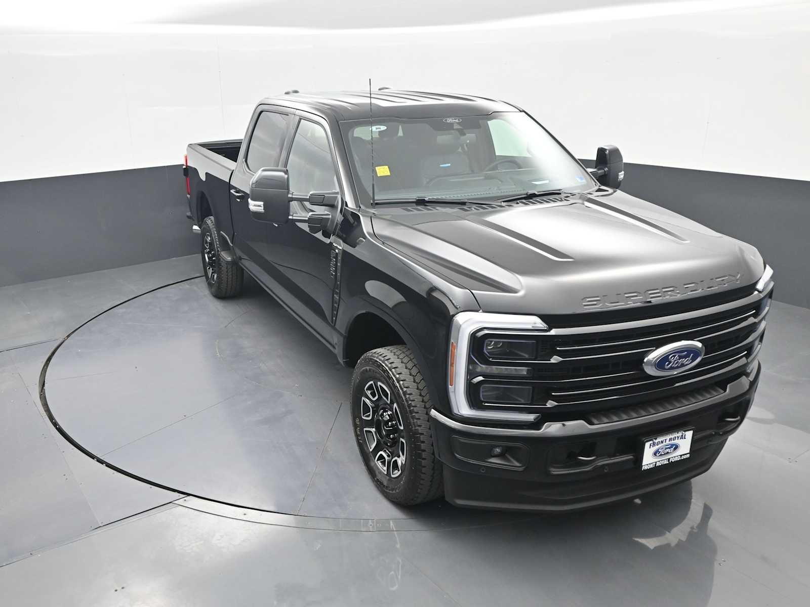 2026 Ford Super Duty F-350 SRW Platinum
