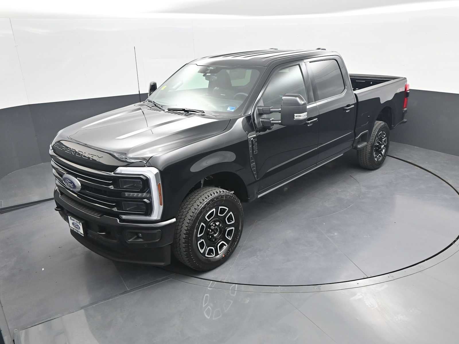 2026 Ford Super Duty F-350 SRW Platinum