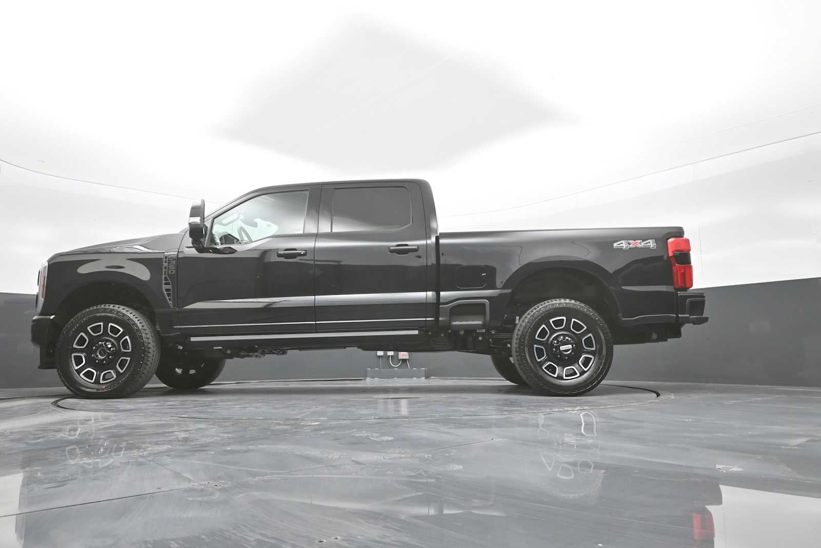 2026 Ford Super Duty F-350 SRW Platinum