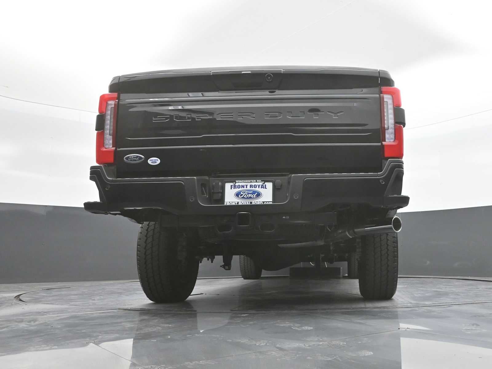 2026 Ford Super Duty F-350 SRW Platinum