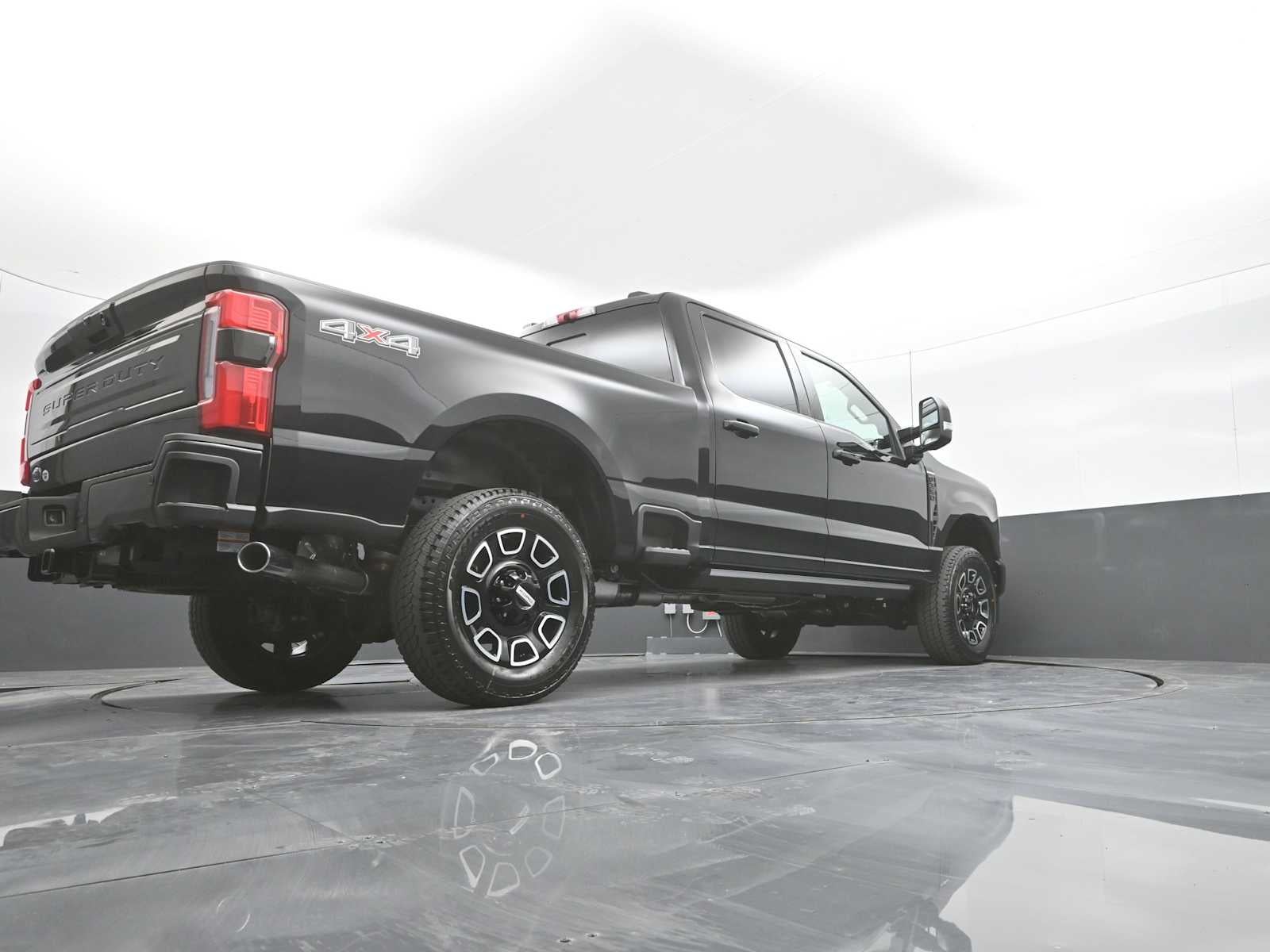 2026 Ford Super Duty F-350 SRW Platinum