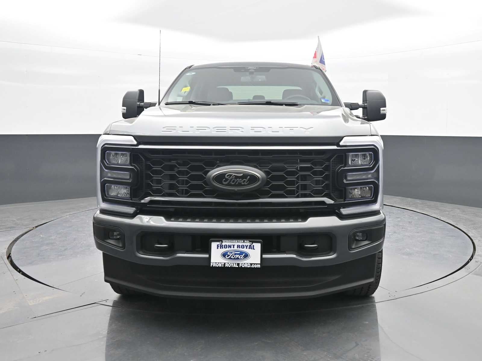 2026 Ford Super Duty F-350 SRW XLT