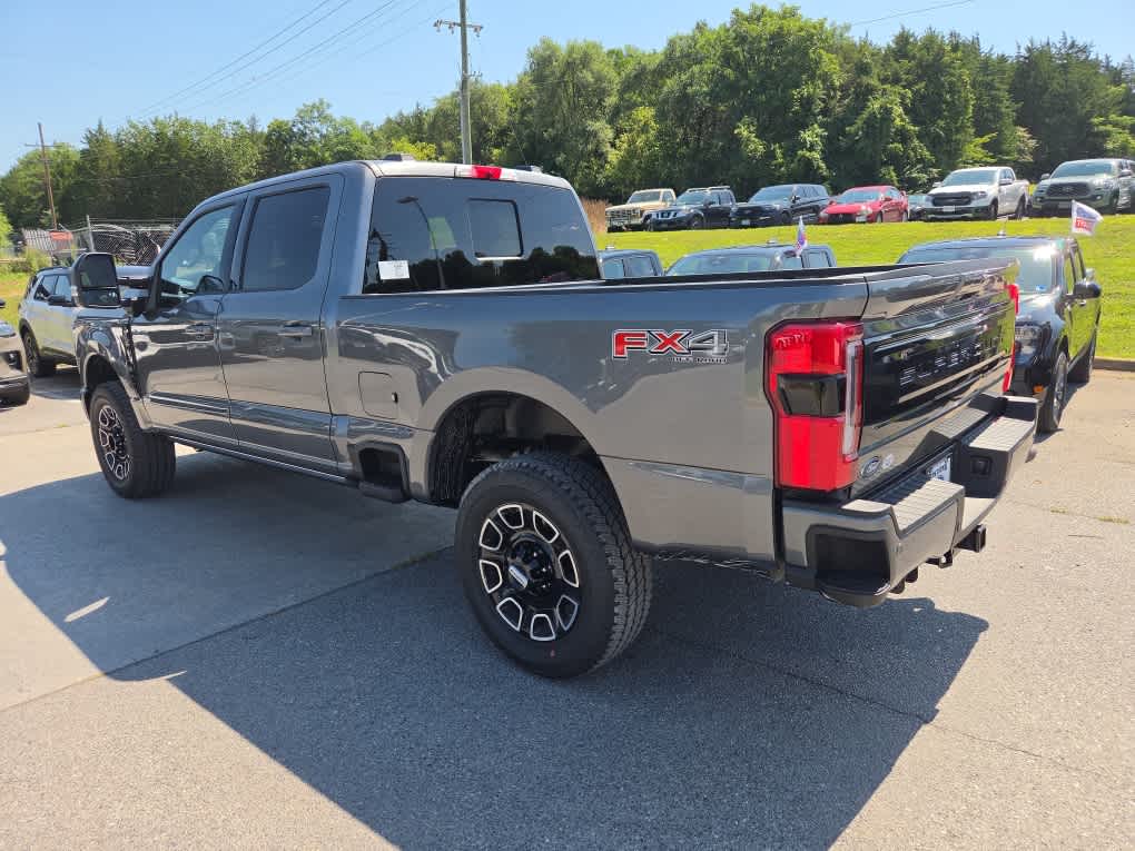 2026 Ford Super Duty F-350 SRW Platinum