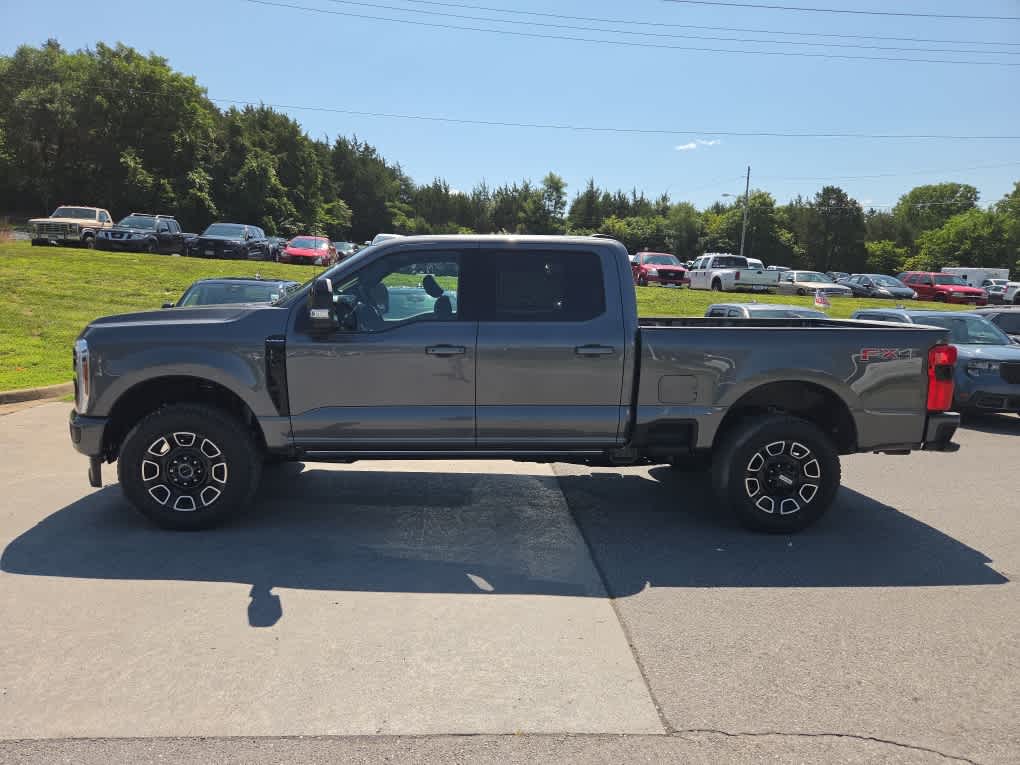 2026 Ford Super Duty F-350 SRW Platinum