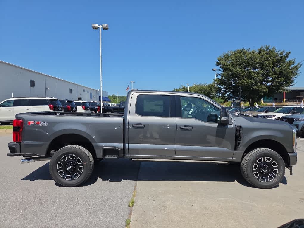 2026 Ford Super Duty F-350 SRW Platinum