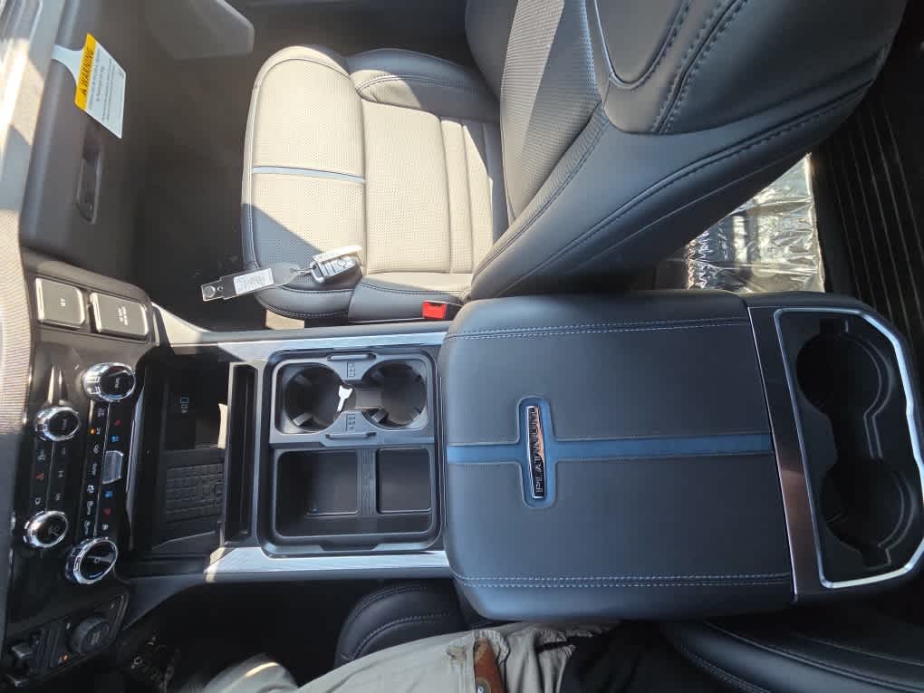 2026 Ford Super Duty F-350 SRW Platinum