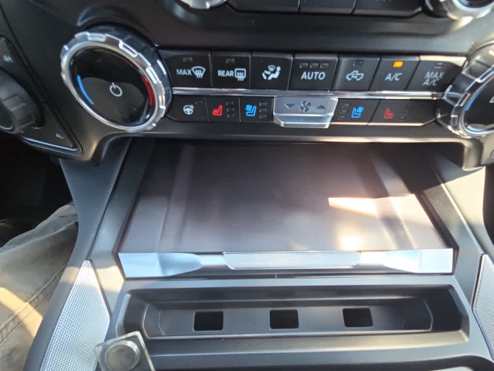 2026 Ford Super Duty F-350 SRW Platinum