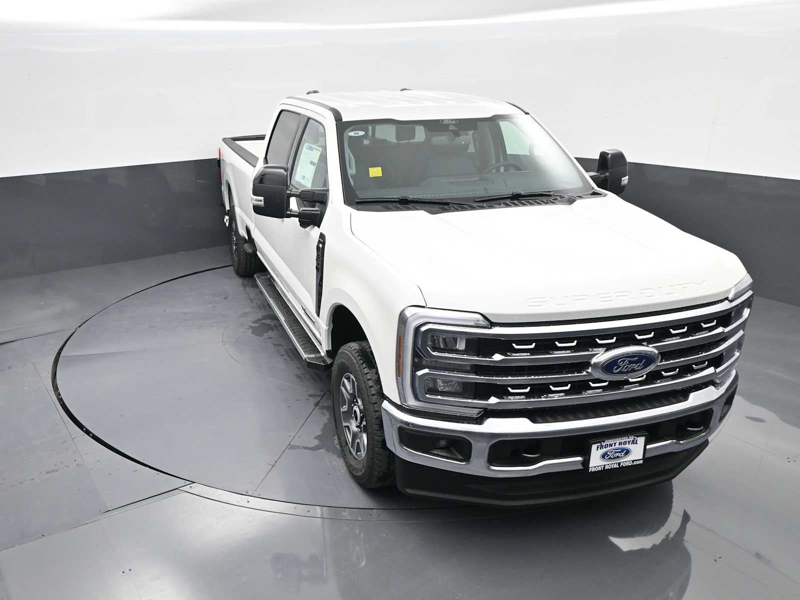 2026 Ford Super Duty F-350 SRW LARIAT