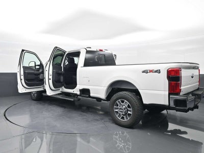 2026 Ford Super Duty F-350 SRW LARIAT