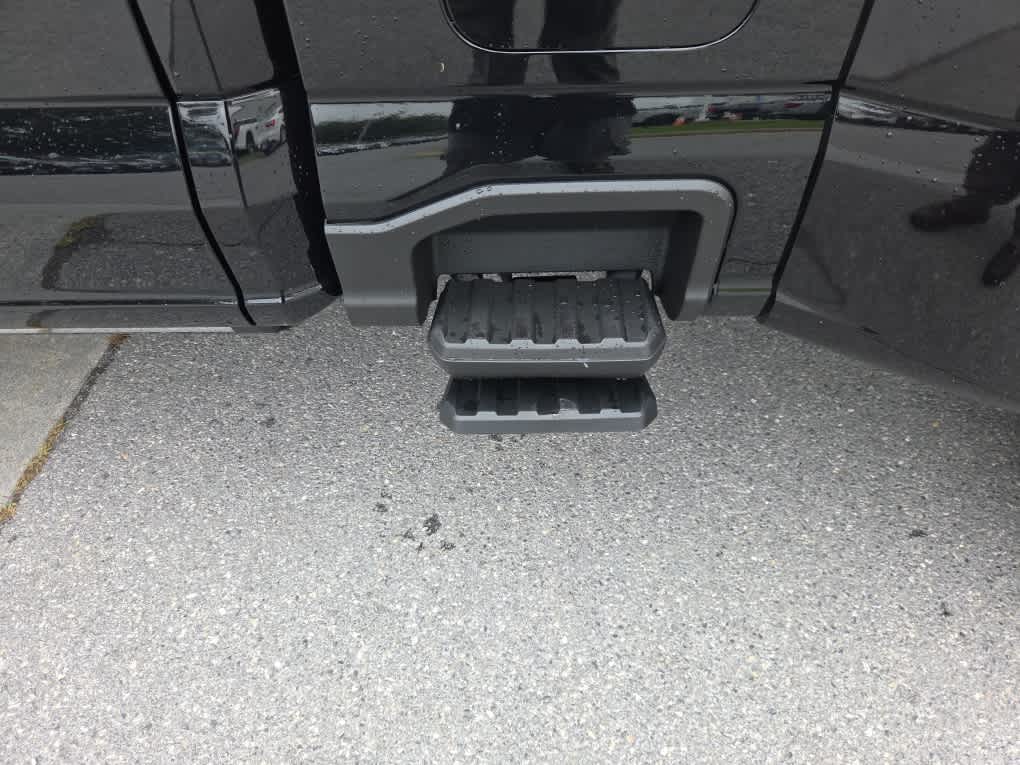 2026 Ford Super Duty F-350 DRW Platinum