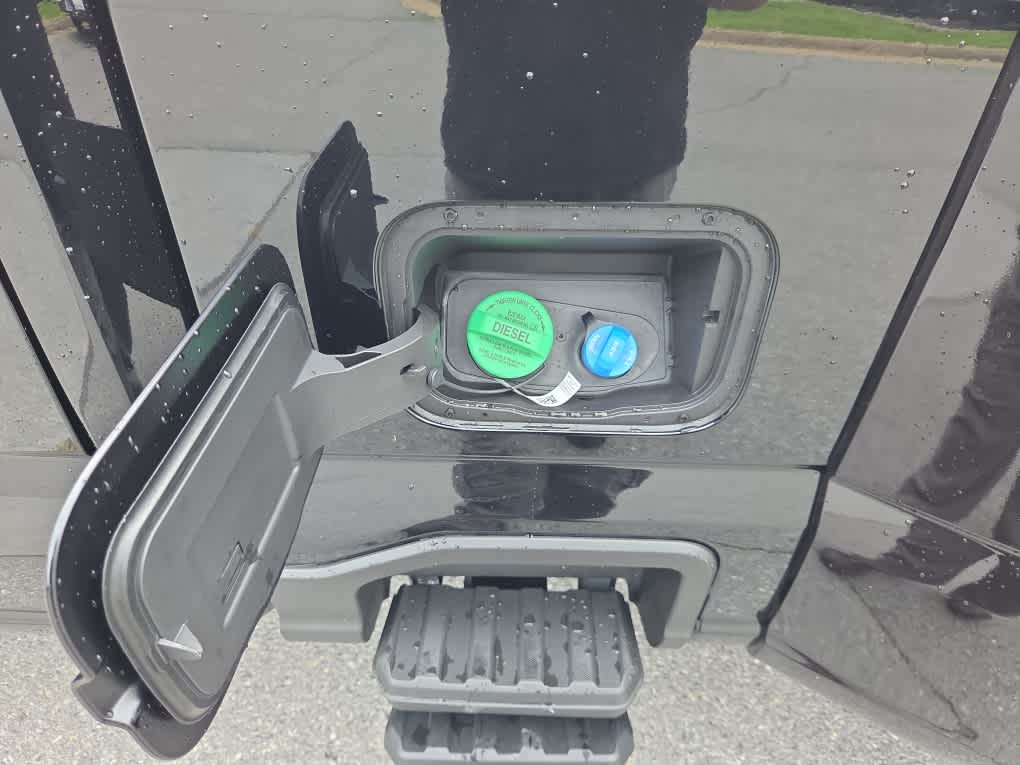 2026 Ford Super Duty F-350 DRW Platinum