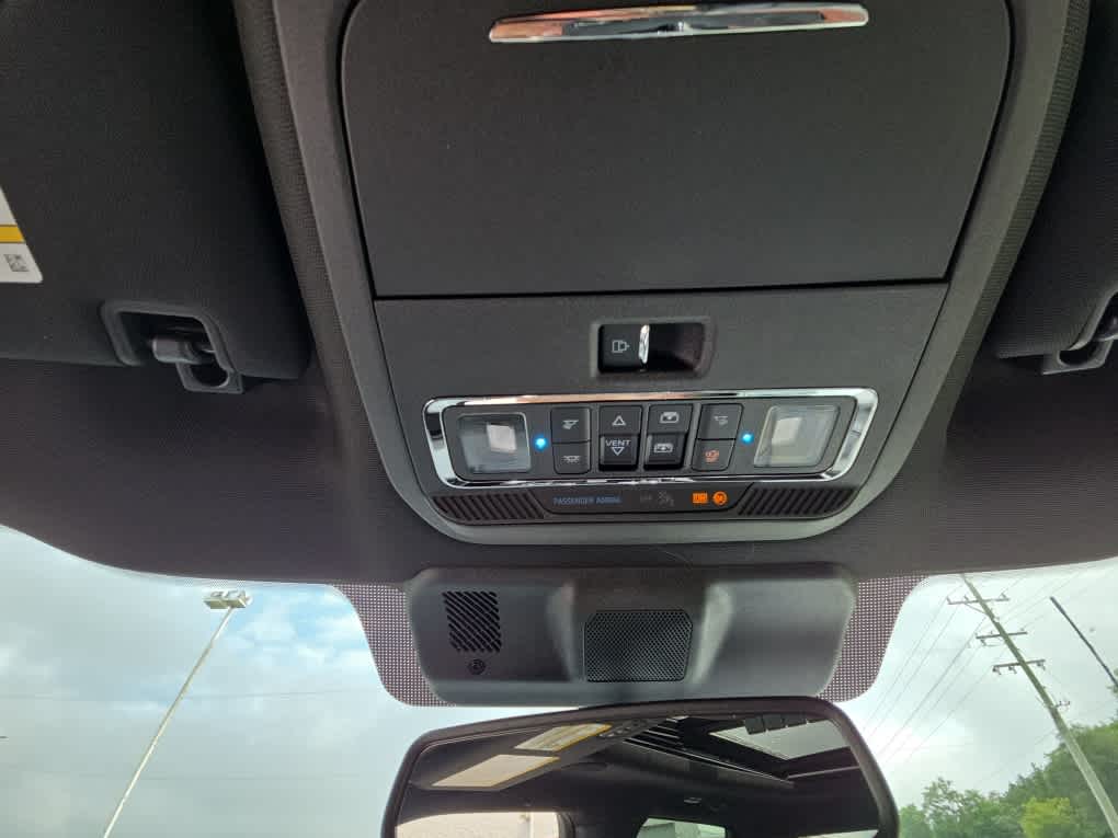 2026 Ford Super Duty F-350 DRW Platinum