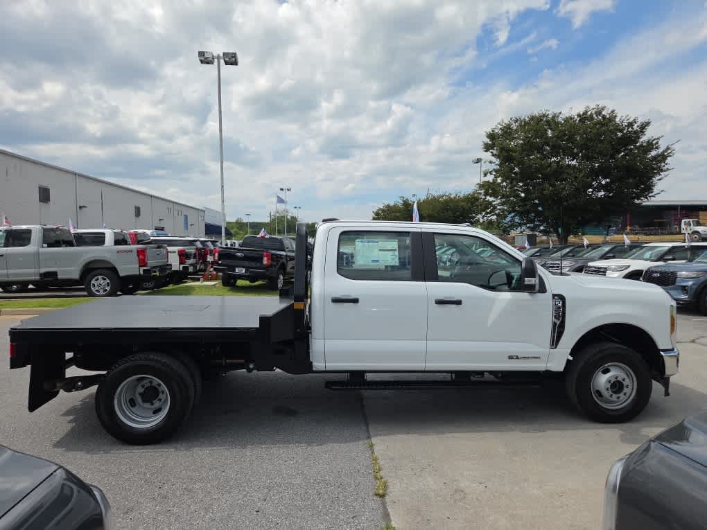 2026 Ford Super Duty F-350 DRW XL