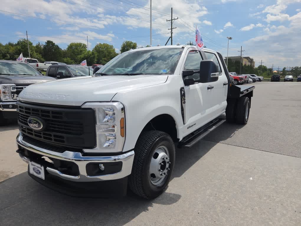 2026 Ford Super Duty F-350 DRW XL