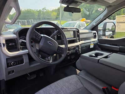 2026 Ford Super Duty F-350 SRW XLT