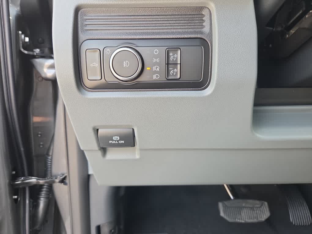 2026 Ford Super Duty F-350 SRW XLT