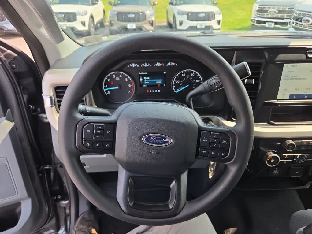 2026 Ford Super Duty F-350 SRW XLT