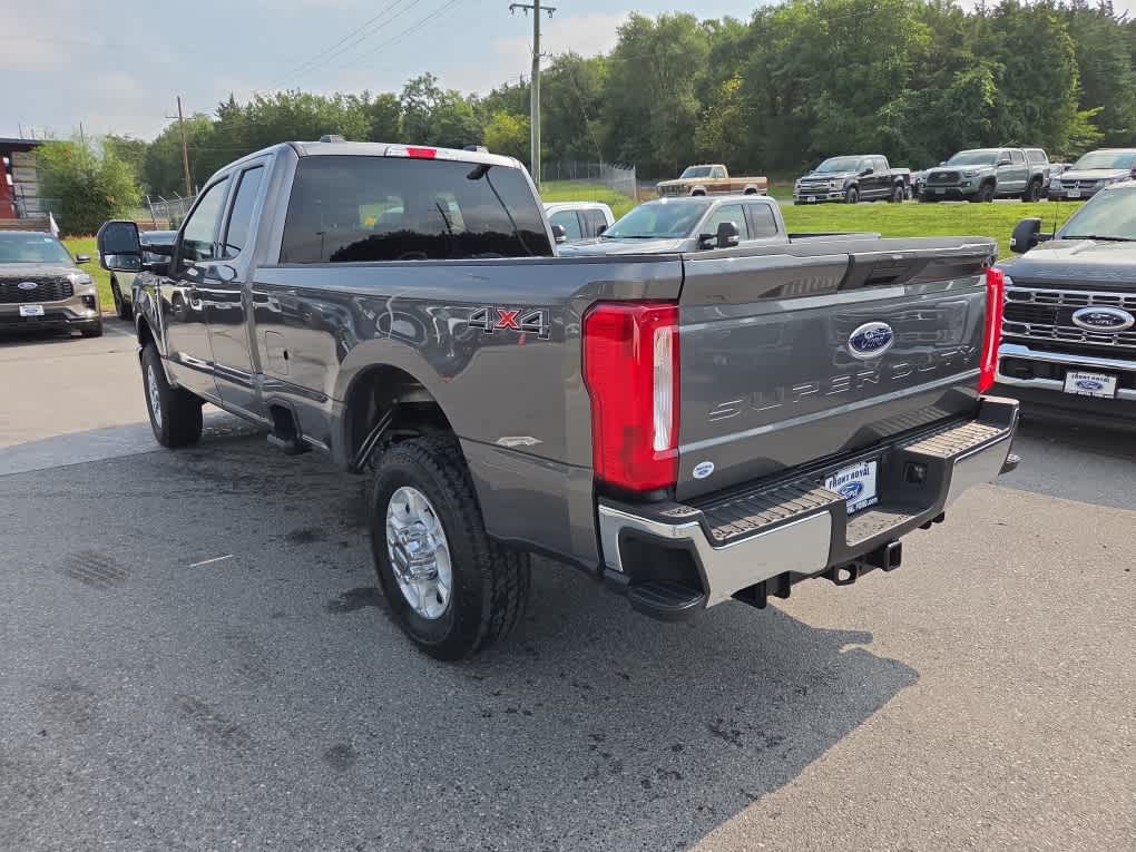 2026 Ford Super Duty F-350 SRW XLT