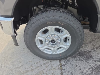 2026 Ford Super Duty F-350 SRW XLT