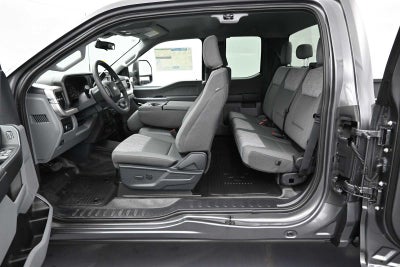 2026 Ford Super Duty F-350 SRW XLT