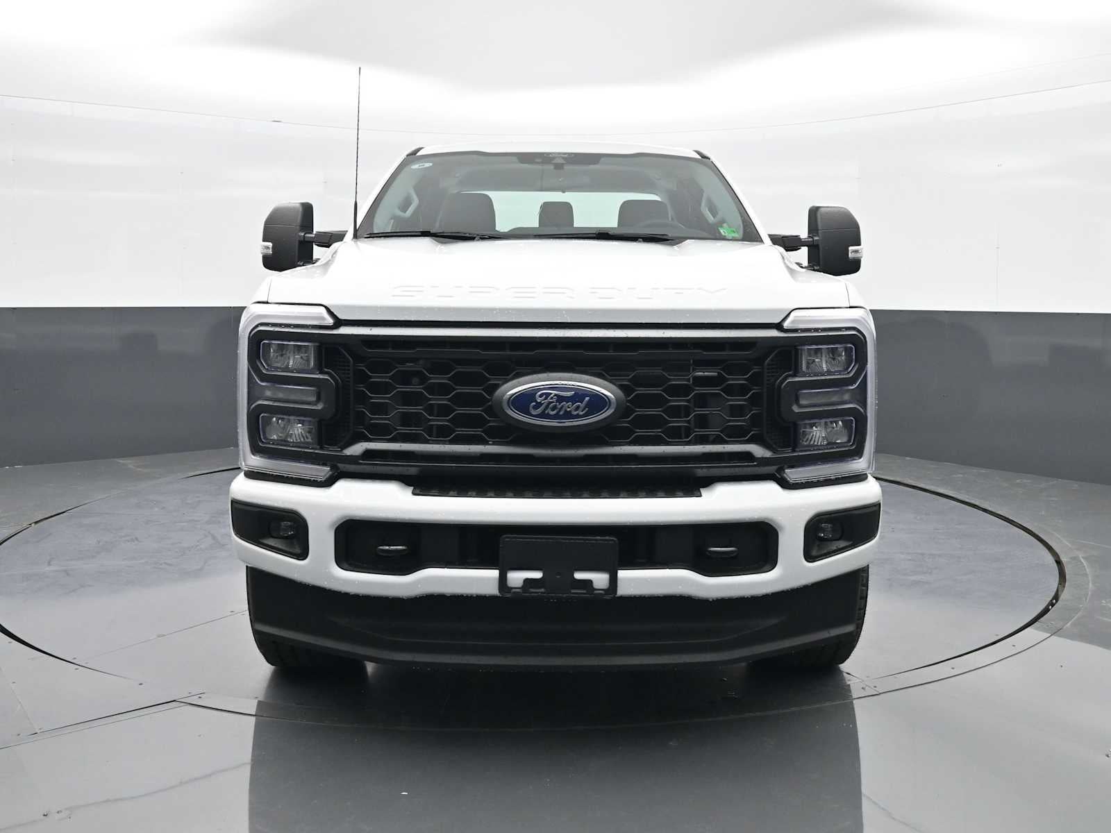 2026 Ford Super Duty F-350 SRW XL