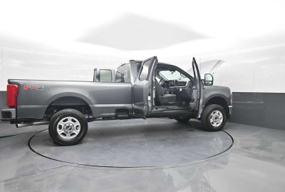 2026 Ford Super Duty F-350 SRW XLT