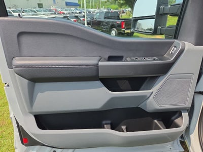 2026 Ford Super Duty F-350 SRW XLT