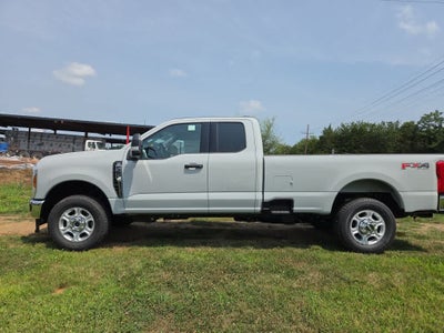 2026 Ford Super Duty F-350 SRW XLT