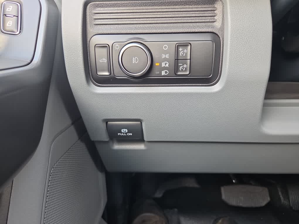 2026 Ford Super Duty F-350 SRW XLT