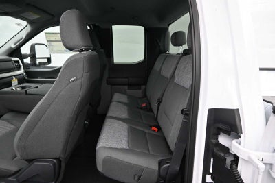 2026 Ford Super Duty F-350 SRW XLT