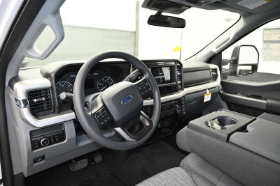 2026 Ford Super Duty F-350 SRW XLT