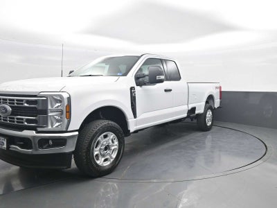 2026 Ford Super Duty F-350 SRW XLT
