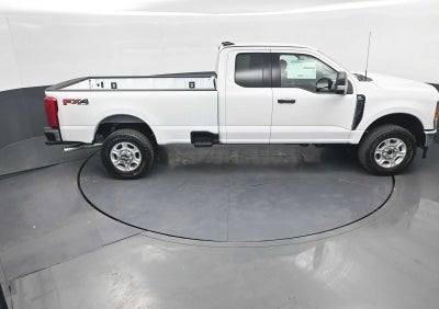 2026 Ford Super Duty F-350 SRW XLT