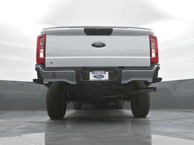 2026 Ford Super Duty F-350 SRW XLT