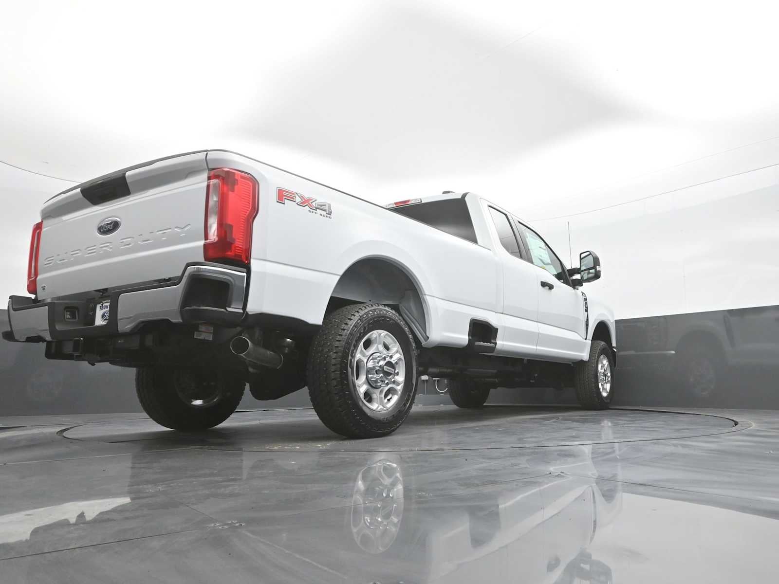 2026 Ford Super Duty F-350 SRW XLT