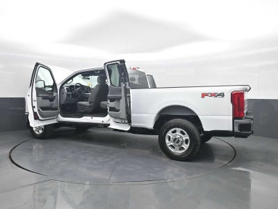 2026 Ford Super Duty F-350 SRW XLT
