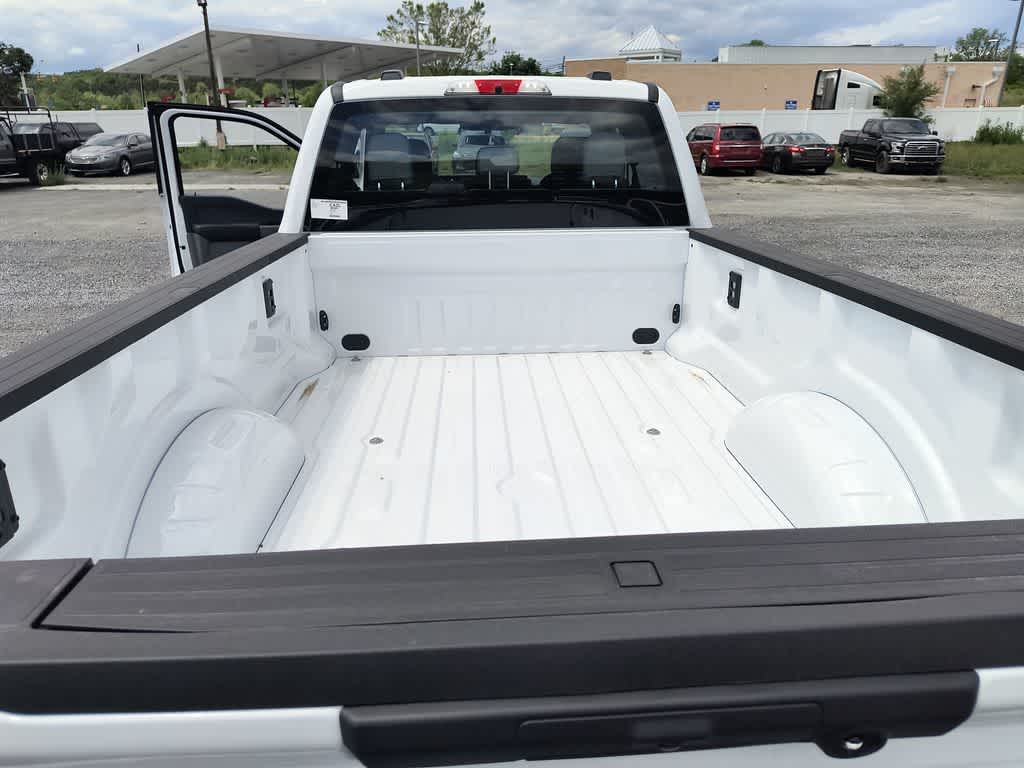 2025 Ford Super Duty F-350 SRW XL