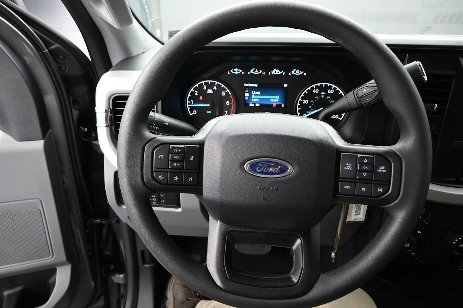 2026 Ford Super Duty F-350 SRW XLT