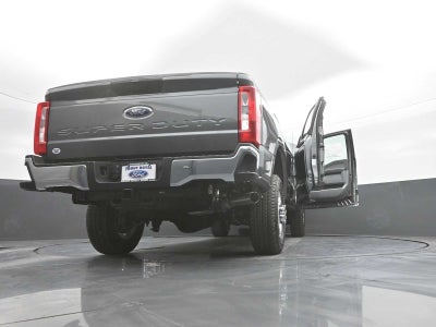 2026 Ford Super Duty F-350 SRW XLT