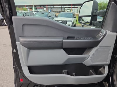 2026 Ford Super Duty F-350 SRW XLT