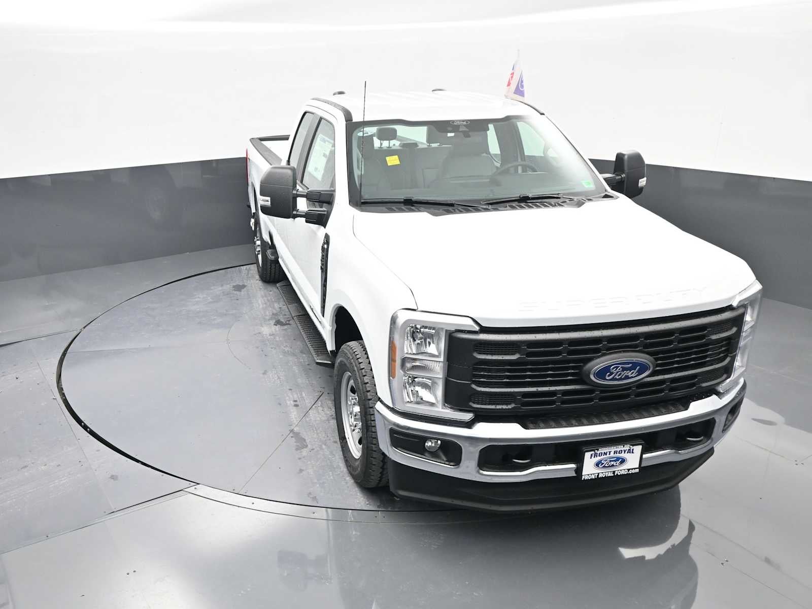 2026 Ford Super Duty F-350 SRW XL